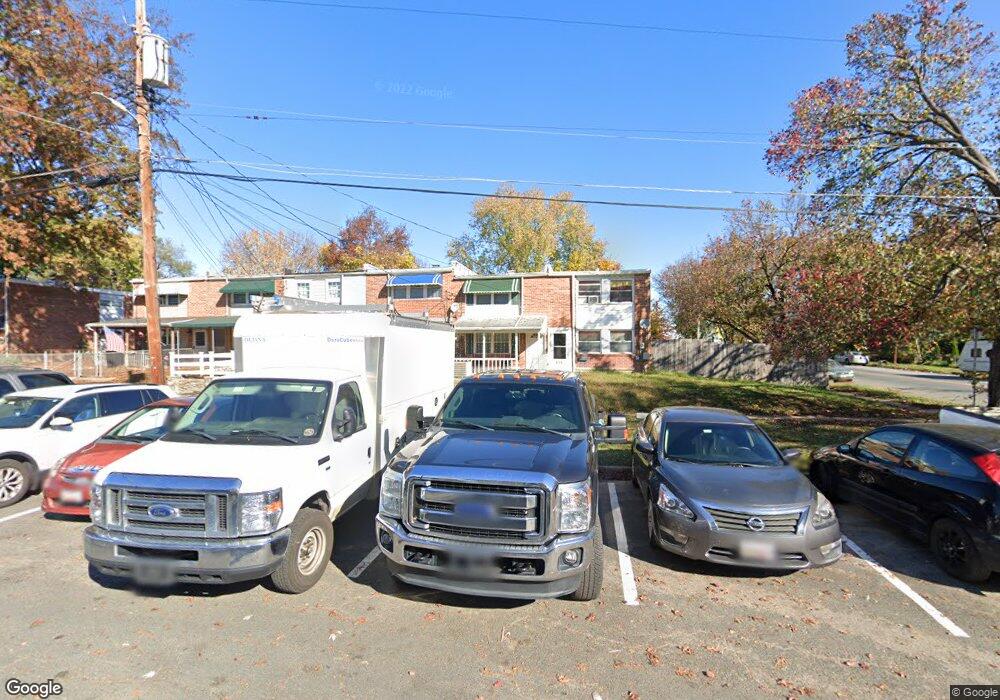 816 Rambo Ct, Halethorpe, MD 21227 - photo 1