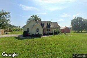 7236 E Bank Rd, Sesser, IL 62884