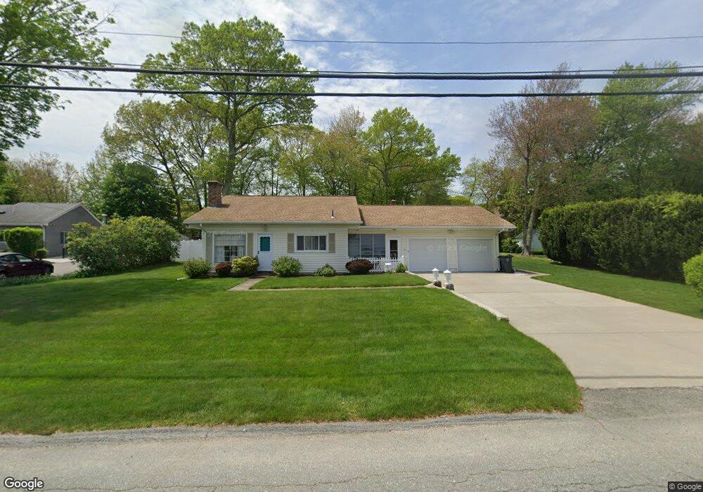 15 Wildflower Dr, Cranston, RI 02921 - photo 1