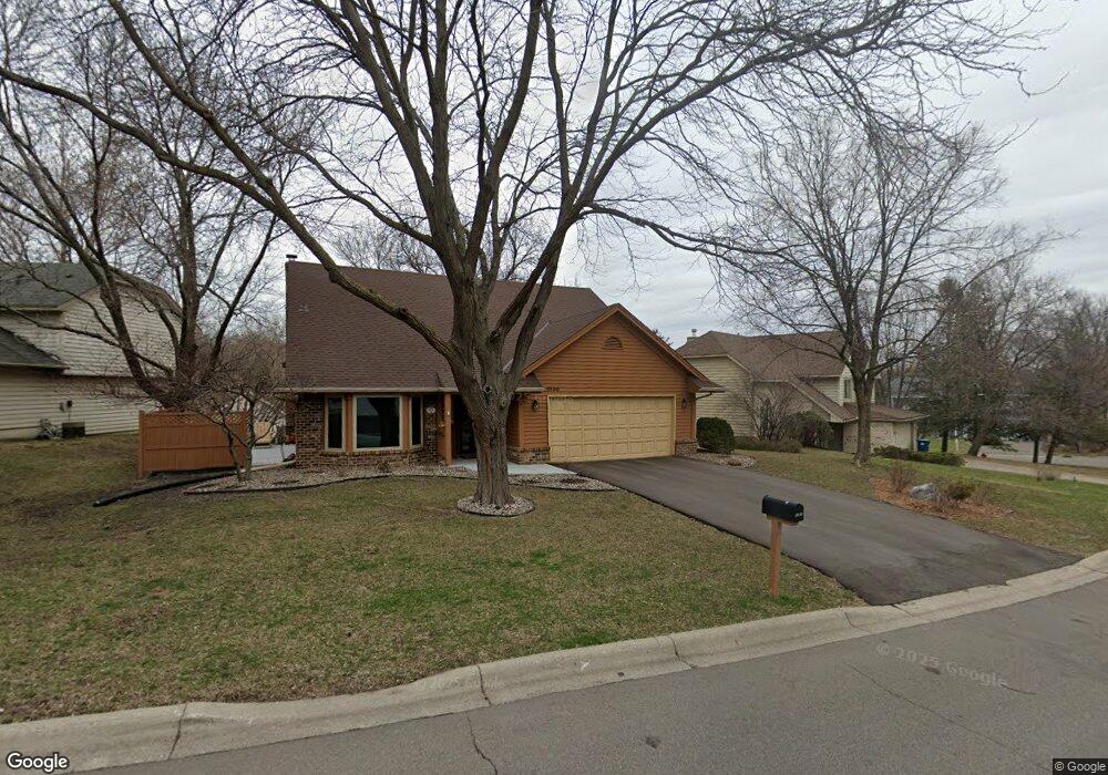 6120 Concord Hill Ln, Minnetonka, MN 55345 - photo 1