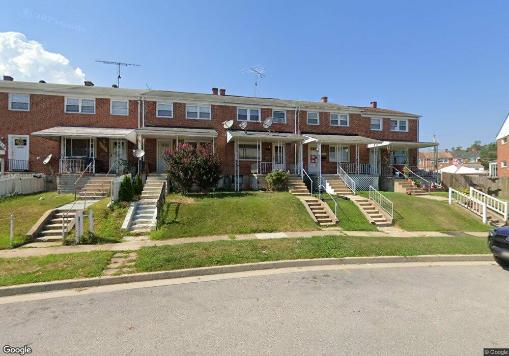 9724 Conmar Rd, Middle River, MD 21220 - photo 1