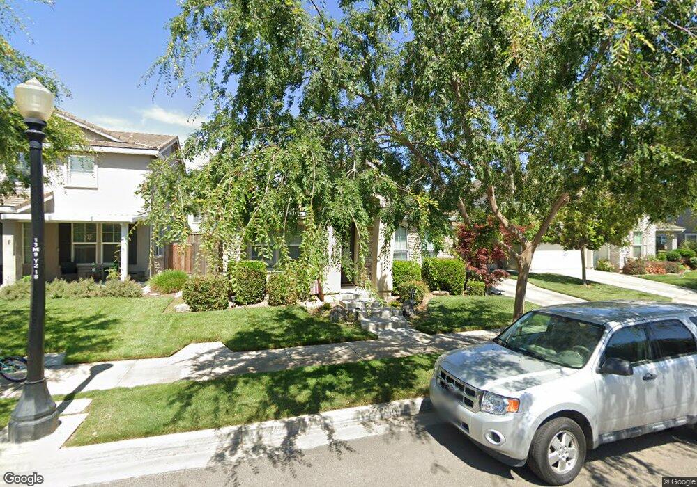 565 Buckaroo Ct, Oakdale, CA 95361 - photo 1