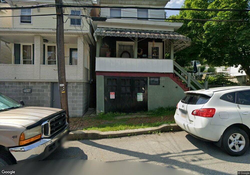 128 Orwigsburg St, Tamaqua, PA 18252 - photo 1