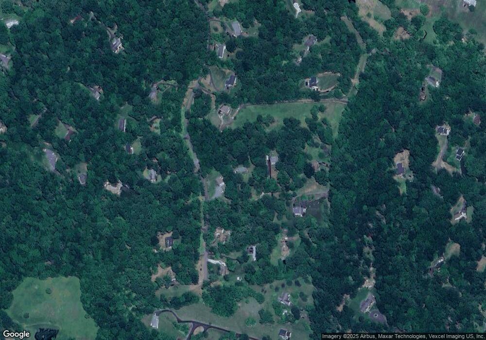 5196 Honeysuckle Ln, Warrenton, VA 20187 - photo 1