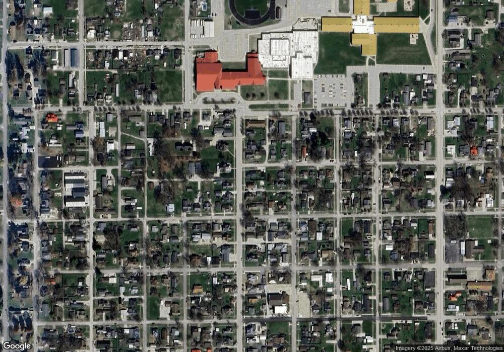 689 N Main St, Linton, IN 47441 - photo 1