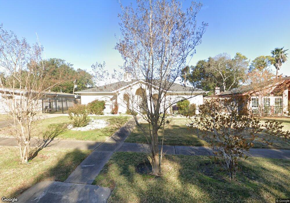 8406 Concho St, Houston, TX 77036 - photo 1