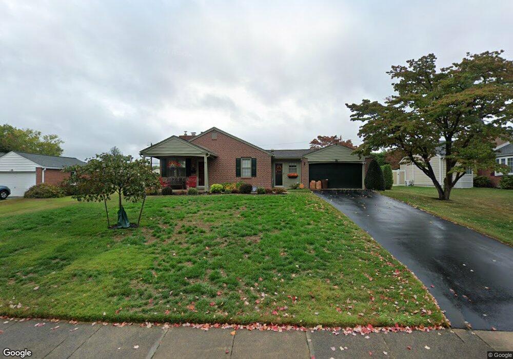 2733 Hillview Rd, Broomall, PA 19008 - photo 1