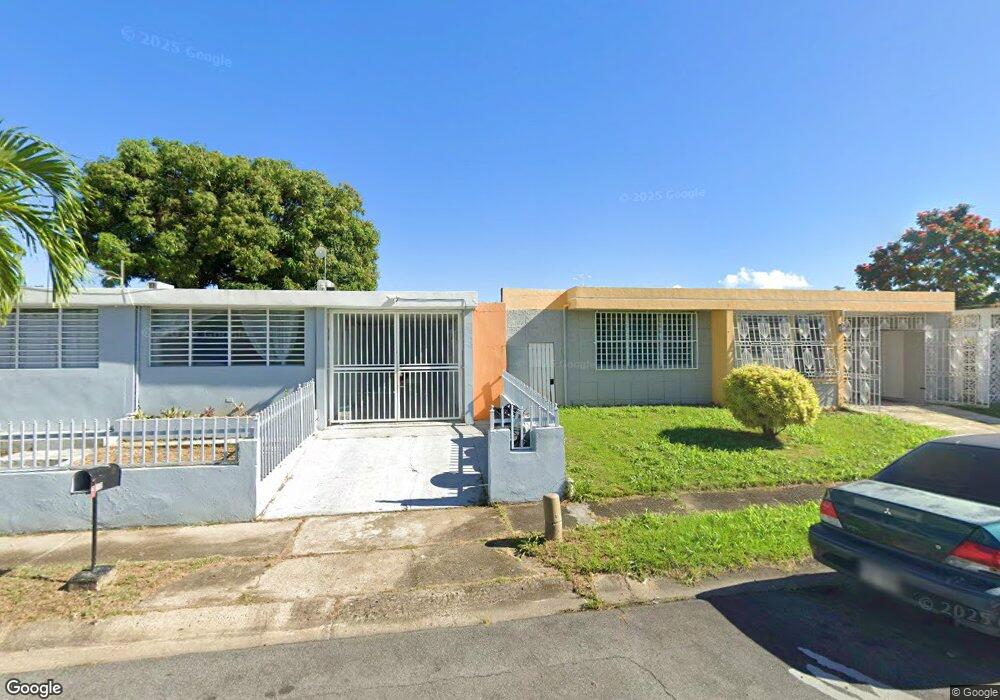 201 Calle Violeta, Canovanas, PR 00729 - photo 1