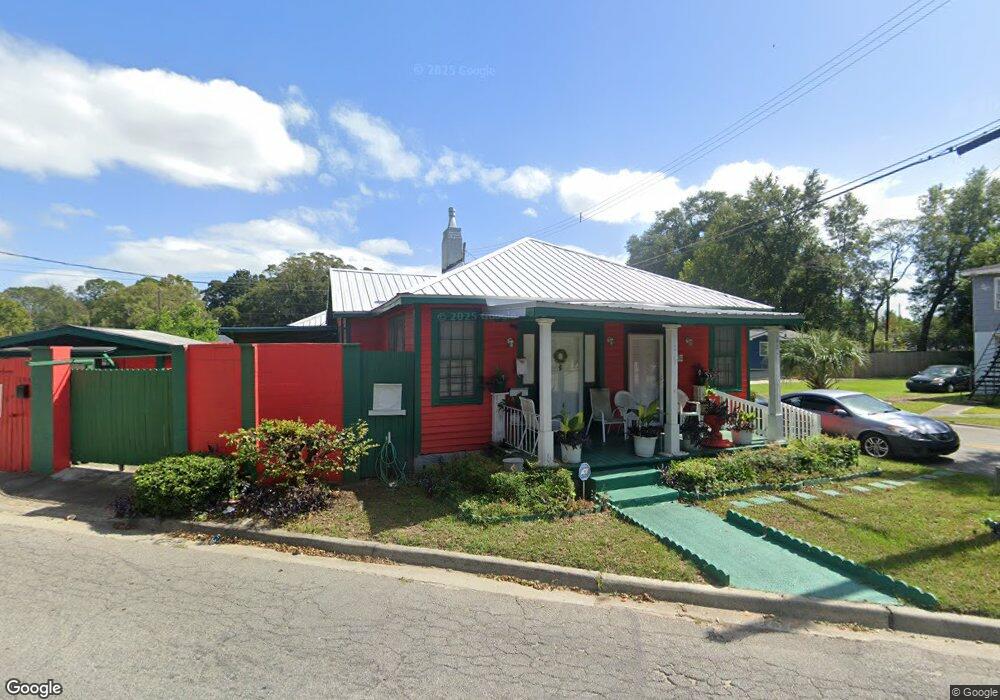 404 W 56th St, Savannah, GA 31405 - photo 1