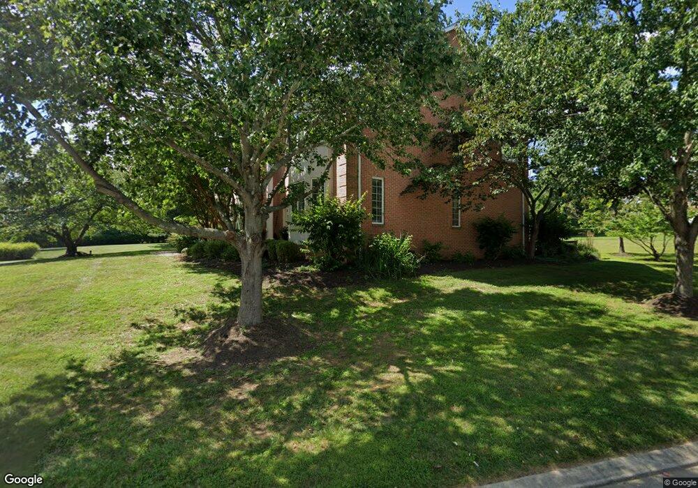 8514 Huntspring Dr, Lutherville Timonium, MD 21093 - photo 1