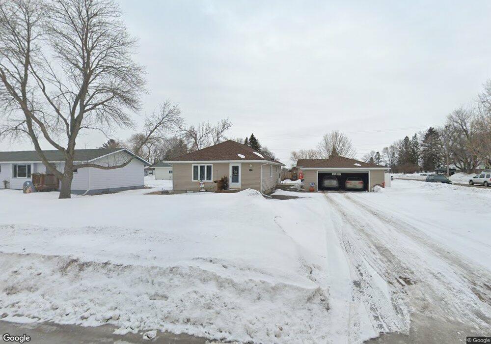 1521 16th St SW, Jamestown, ND 58401 - photo 1