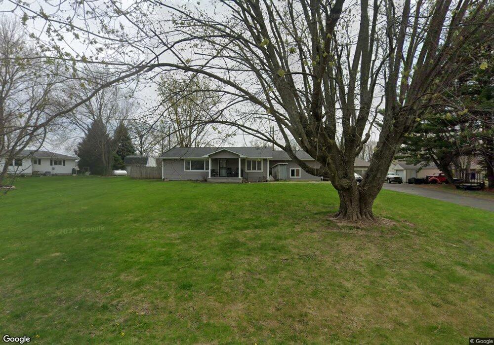 124 Godfroy Dr, Wabash, IN 46992 - photo 1