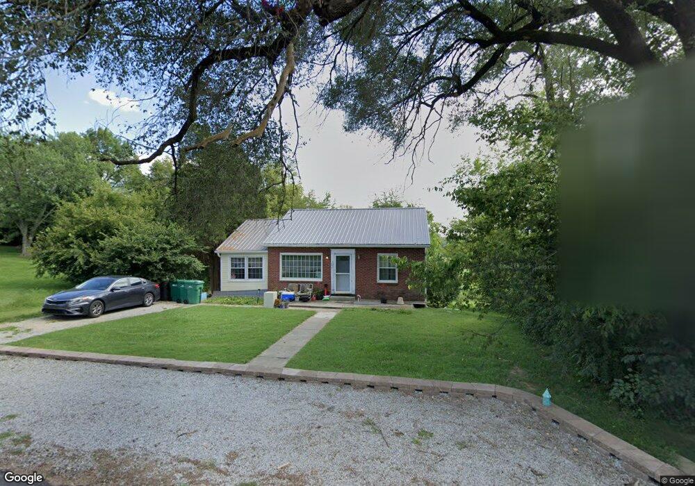 121 Goodloe Ave, Bloomfield, KY 40008 - photo 1