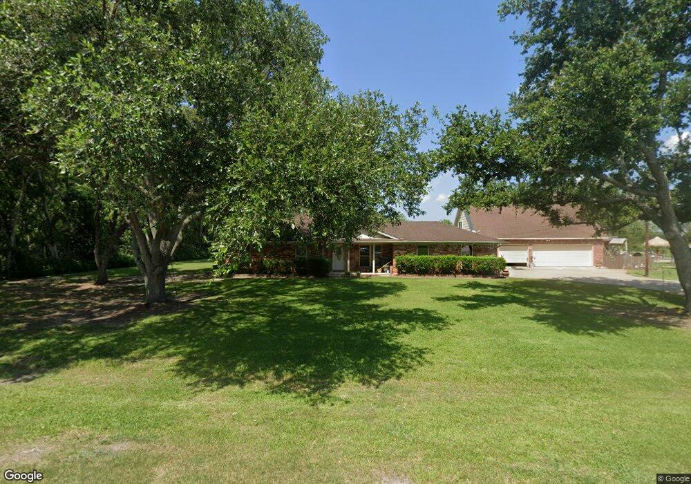 15903 Spinks Rd, Alvin, TX 77511 - photo 1