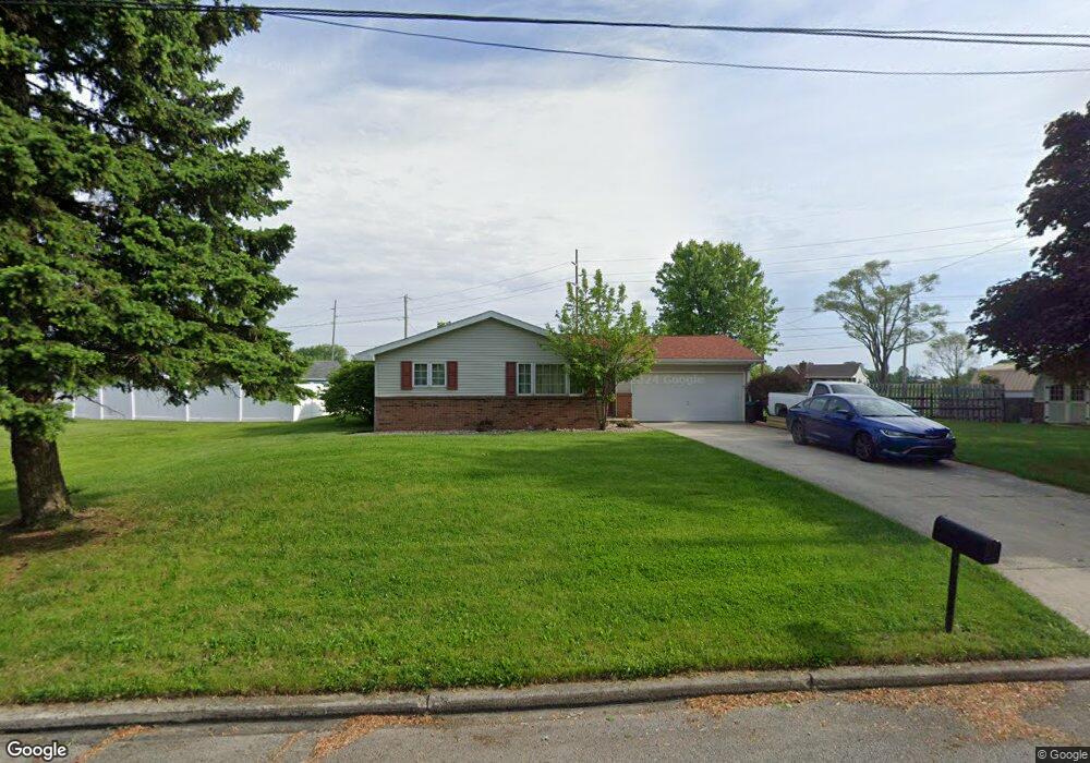 23719 W Meadow Dr, Genoa, OH 43430 - photo 1