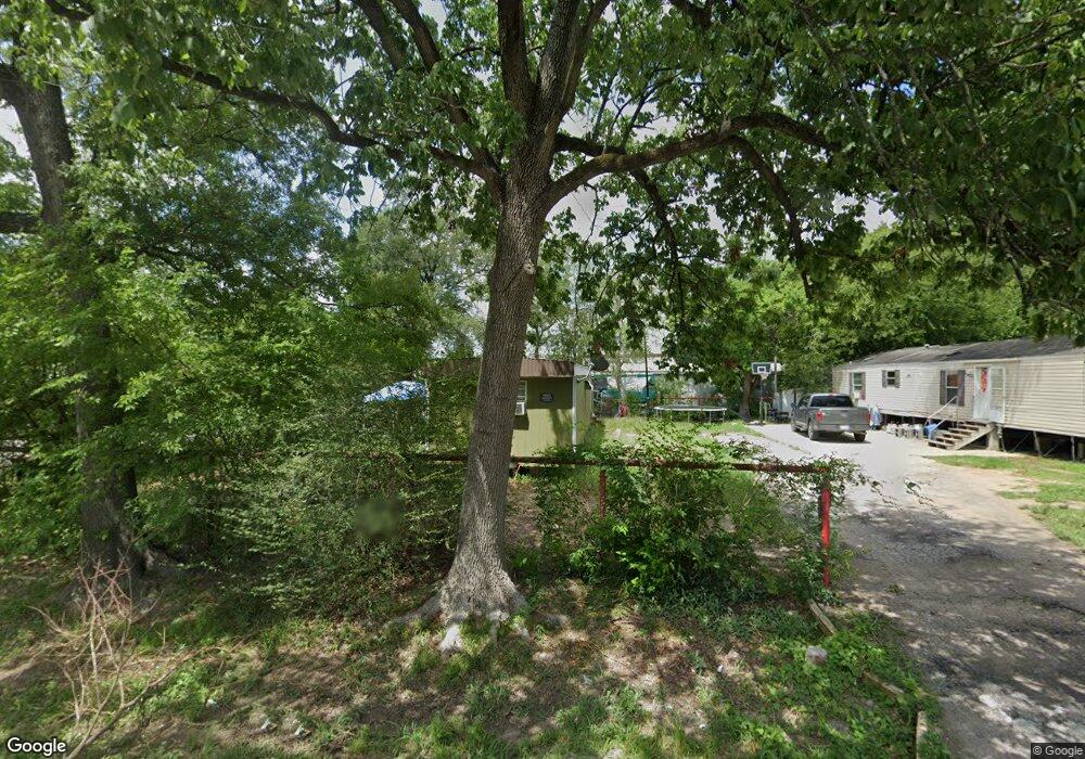 934 Nancy Rose St, Houston, TX 77015 - photo 1