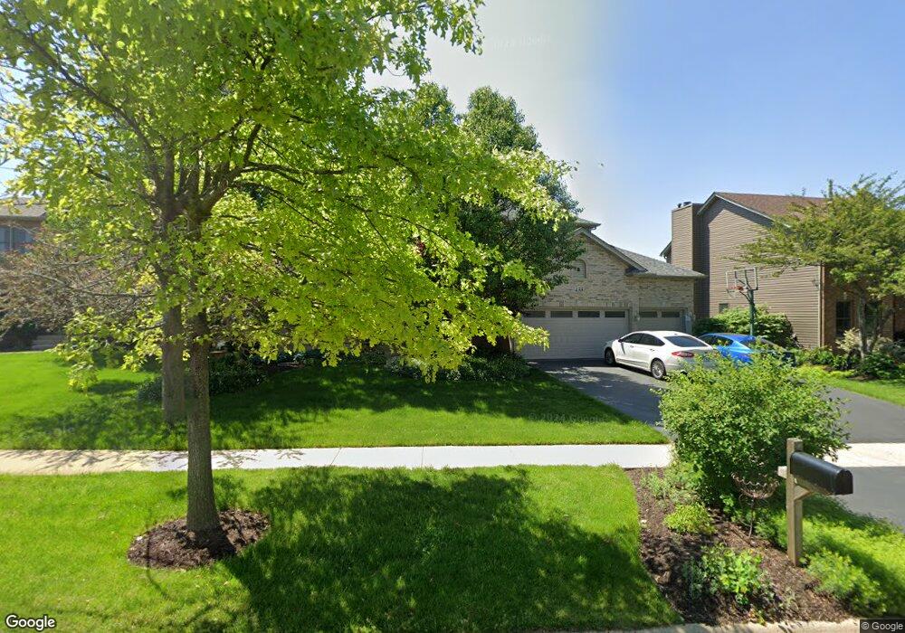 455 Sudbury Cir unit 7, Oswego, IL 60543 - photo 1