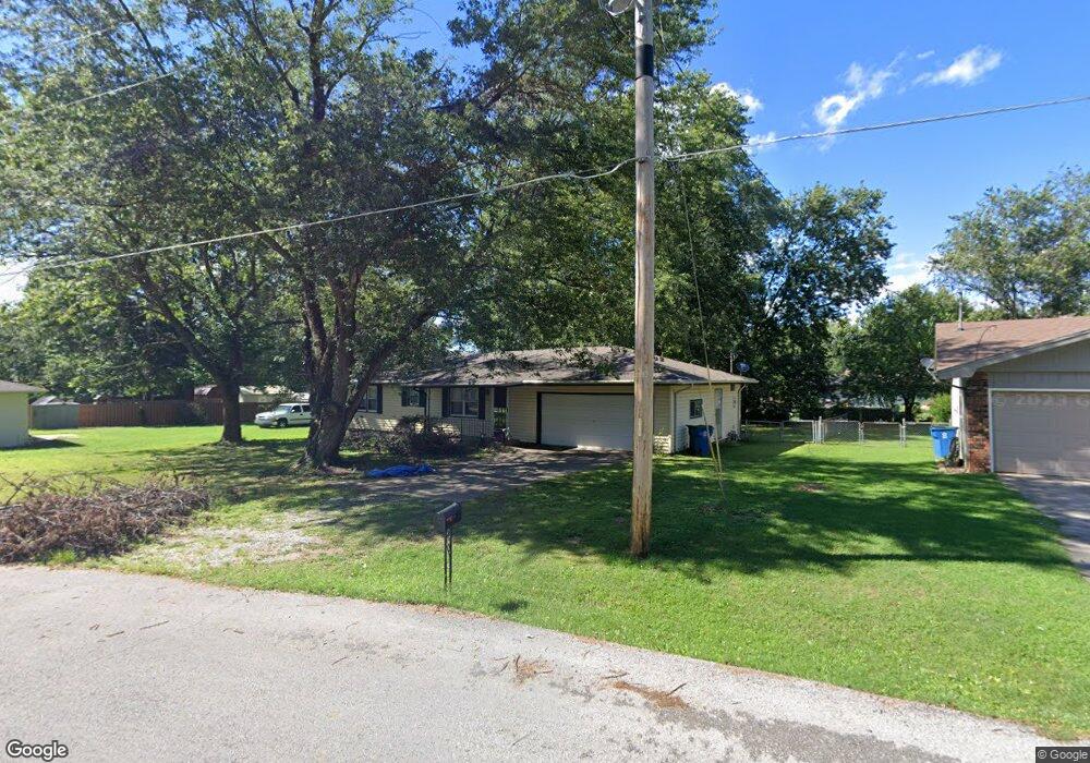 205 W Mcconnell St, Nixa, MO 65714 - photo 1