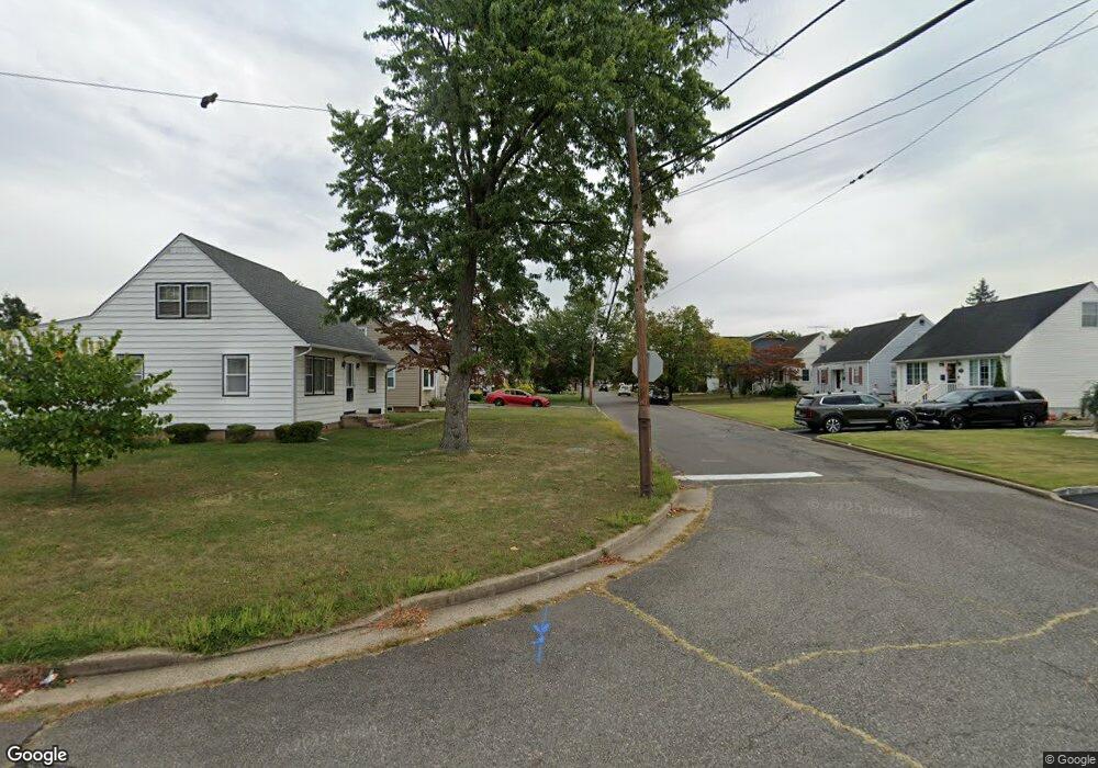 110 Woodland Ave S, Middlesex, NJ 08846 - photo 1