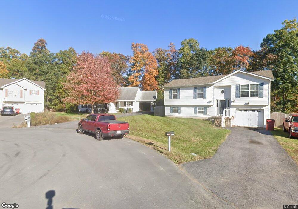 386 Longwood Dr, Bunker Hill, WV 25413 - photo 1