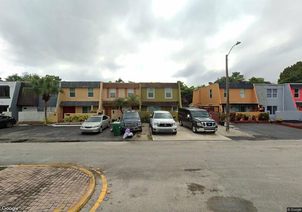 7250 Solandra Ln, Tamarac, FL 33321 - photo 1