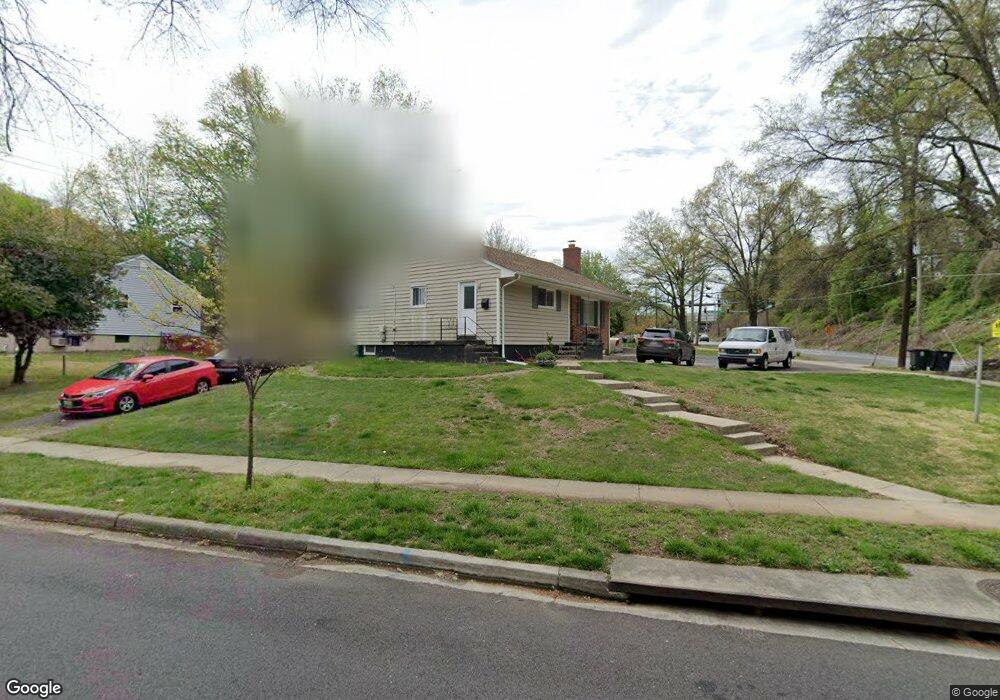 5800 Livingston Rd, Oxon Hill, MD 20745 - photo 1