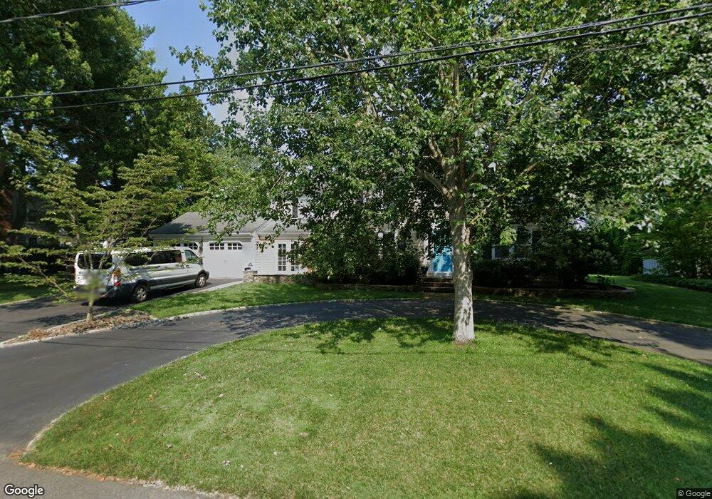 22 Briarfield Rd, Barrington, RI 02806 - photo 1
