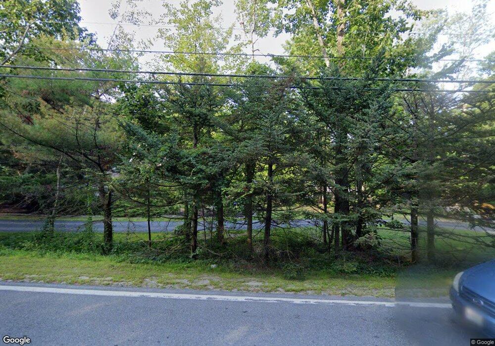 377 Wallace Rd, Goffstown, NH 03045 - photo 1