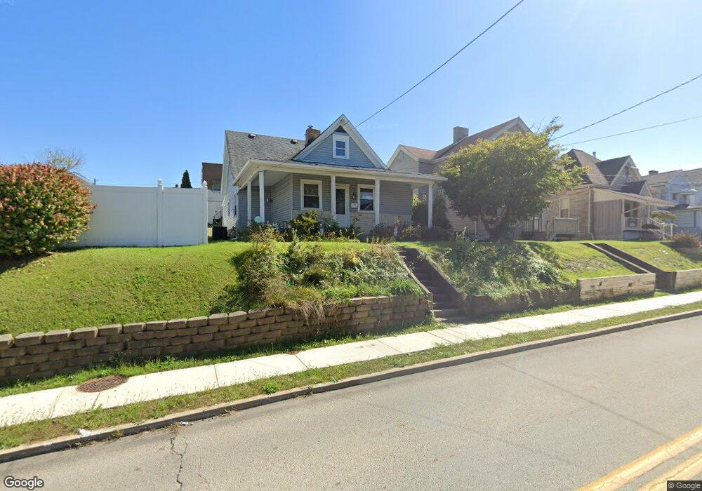 1005 Hancock Ave, Vandergrift, PA 15690 - photo 1