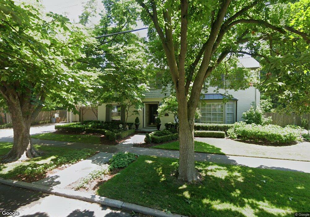 296 Cloverly Rd, Grosse Pointe Farms, MI 48236 - photo 1