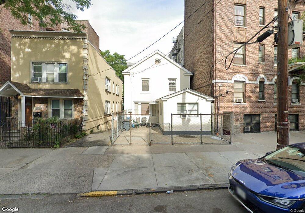 2753 Sedgwick Ave, Bronx, NY 10468 - photo 1