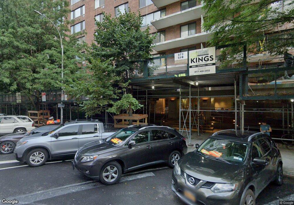 372 Cpw unit 8E, Out of Area Town, NY 10025 - photo 1