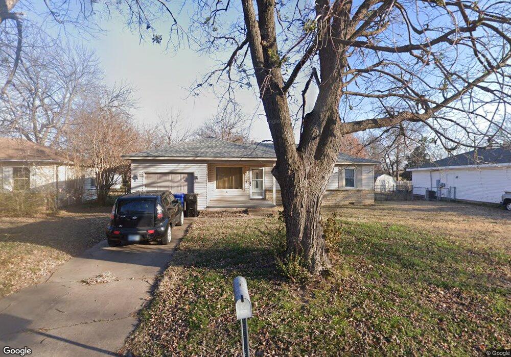 1641 S Cedar Ave, Broken Arrow, OK 74012 - photo 1