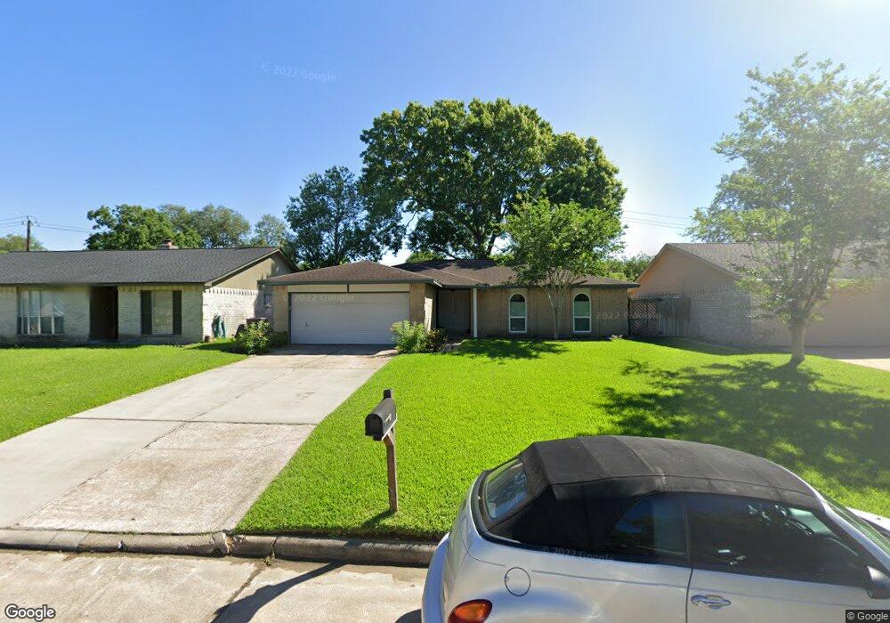 16619 Townes Rd, Friendswood, TX 77546 - photo 1