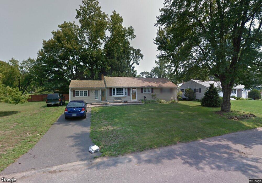 19 Pierce St, Enfield, CT 06082 - photo 1