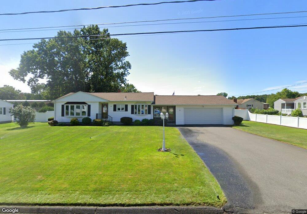 46 Dale St, Windsor Locks, CT 06096 - photo 1