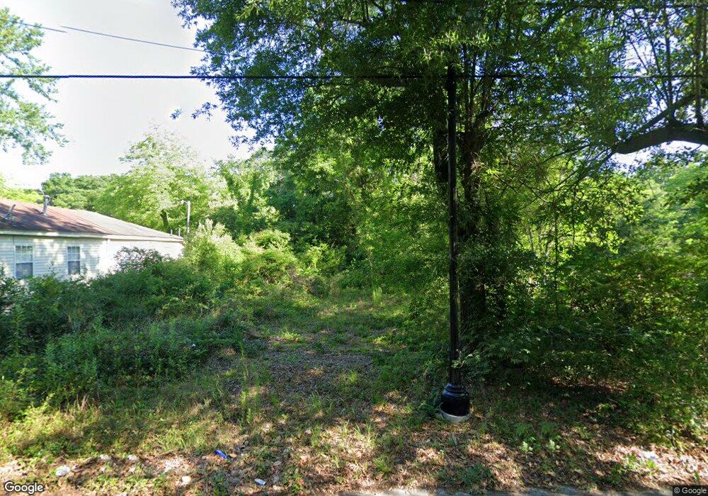 214 Monroe St, Camden, SC 29020 - photo 1