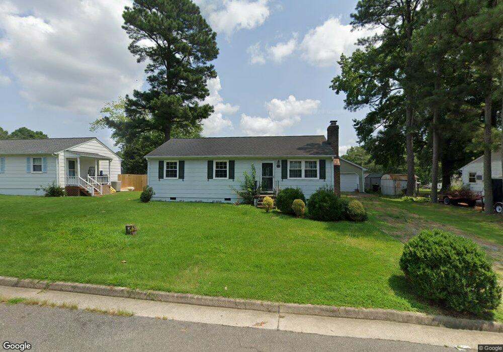 413 Pin Oak Dr, Hopewell, VA 23860 - photo 1