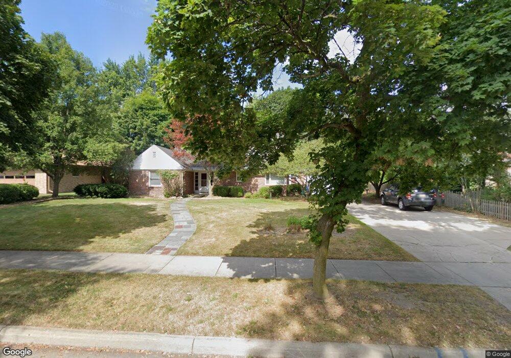 1444 Cambridge Rd, Lansing, MI 48911 - photo 1