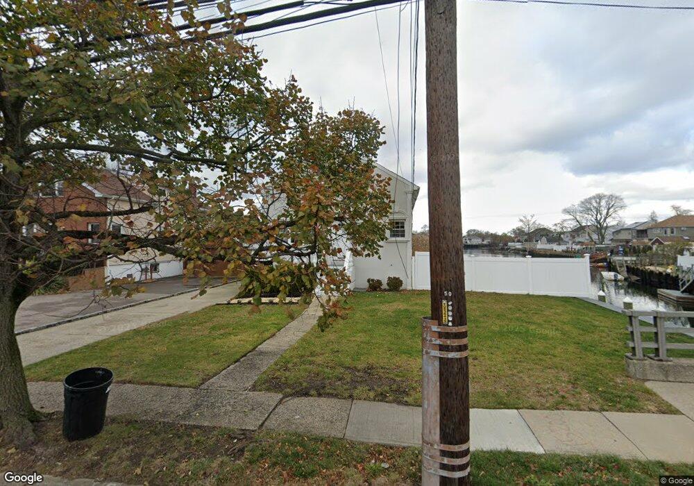 215 Waukena Ave, Oceanside, NY 11572 - photo 1