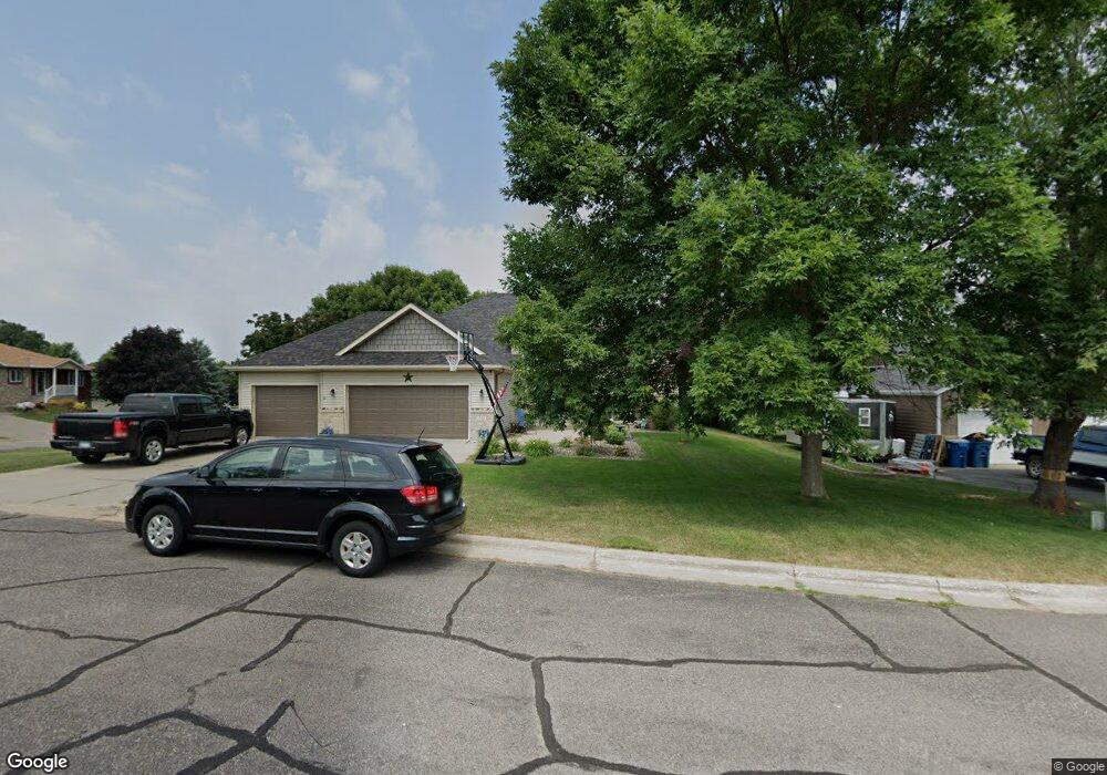 701 Erickson Ct, Sauk Rapids, MN 56379 - photo 1