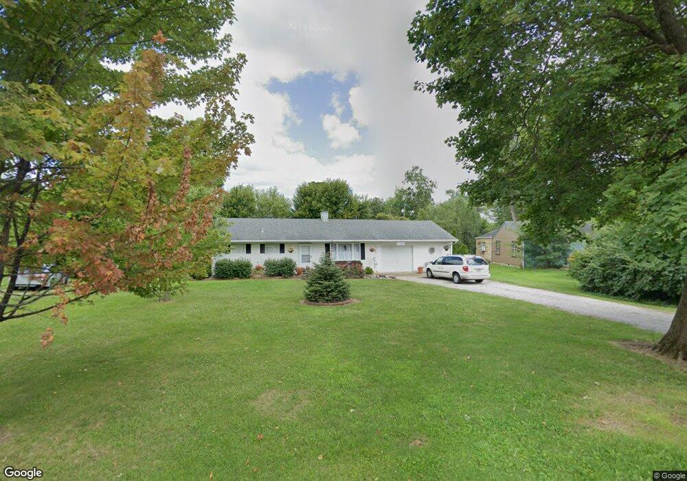 3353 Mccullough Ln, Columbus, IN 47203 - photo 1