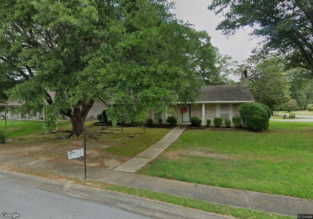 69 Clairmont Cir, Laurel, MS 39440 - photo 1