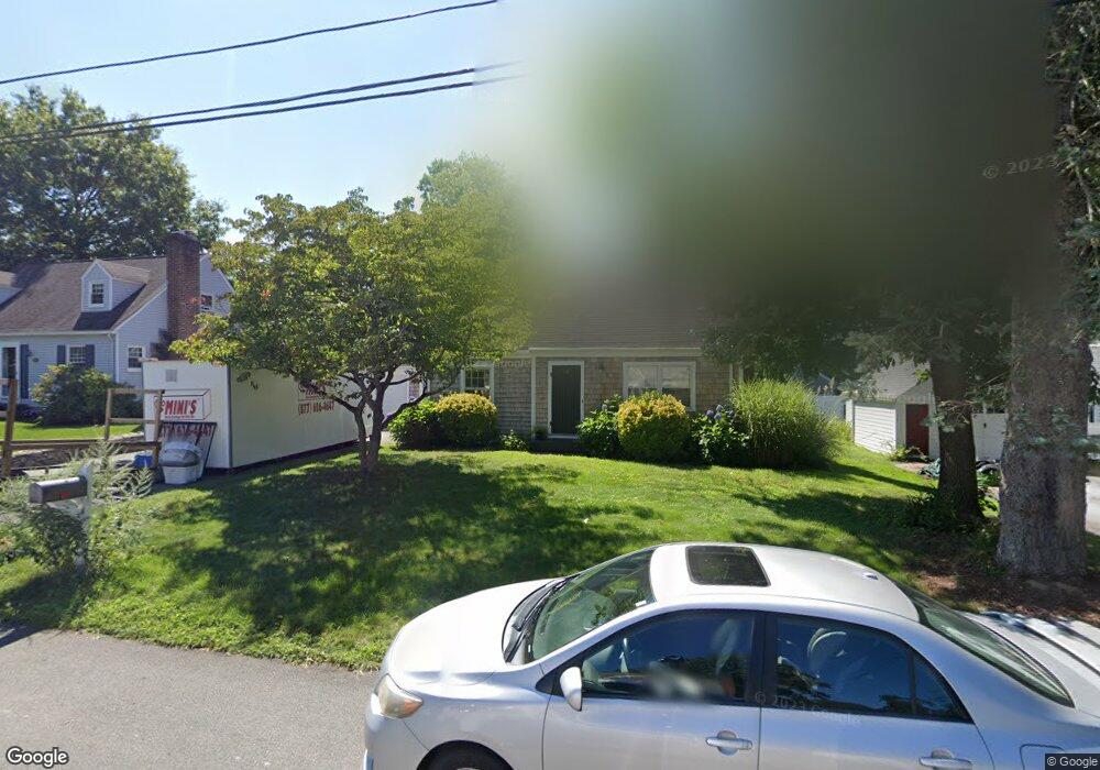 10 Salisbury Rd, Barrington, RI 02806 - photo 1