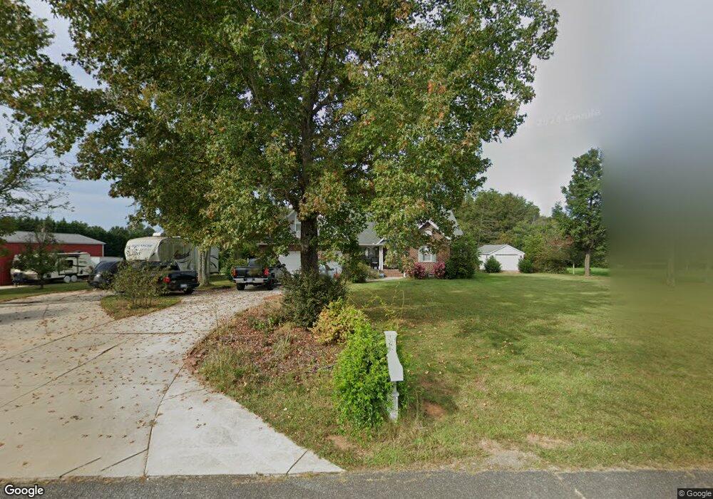 150 Skyland Dr, Statesville, NC 28625 - photo 1