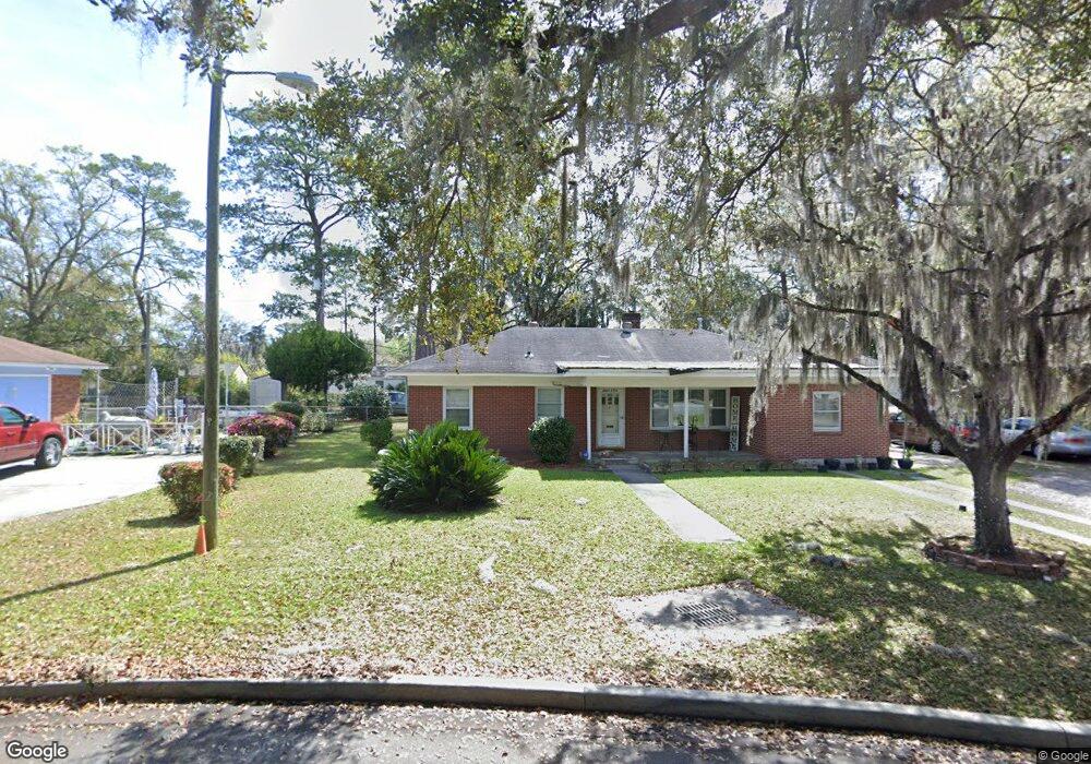2204 S Fernwood Dr, Savannah, GA 31404 - photo 1