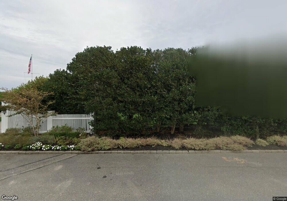 159 W Bayberry Rd, Islip, NY 11751 - photo 1