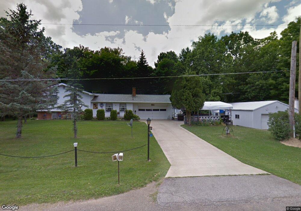 1110 Marianna Cir, Mansfield, OH 44903 - photo 1