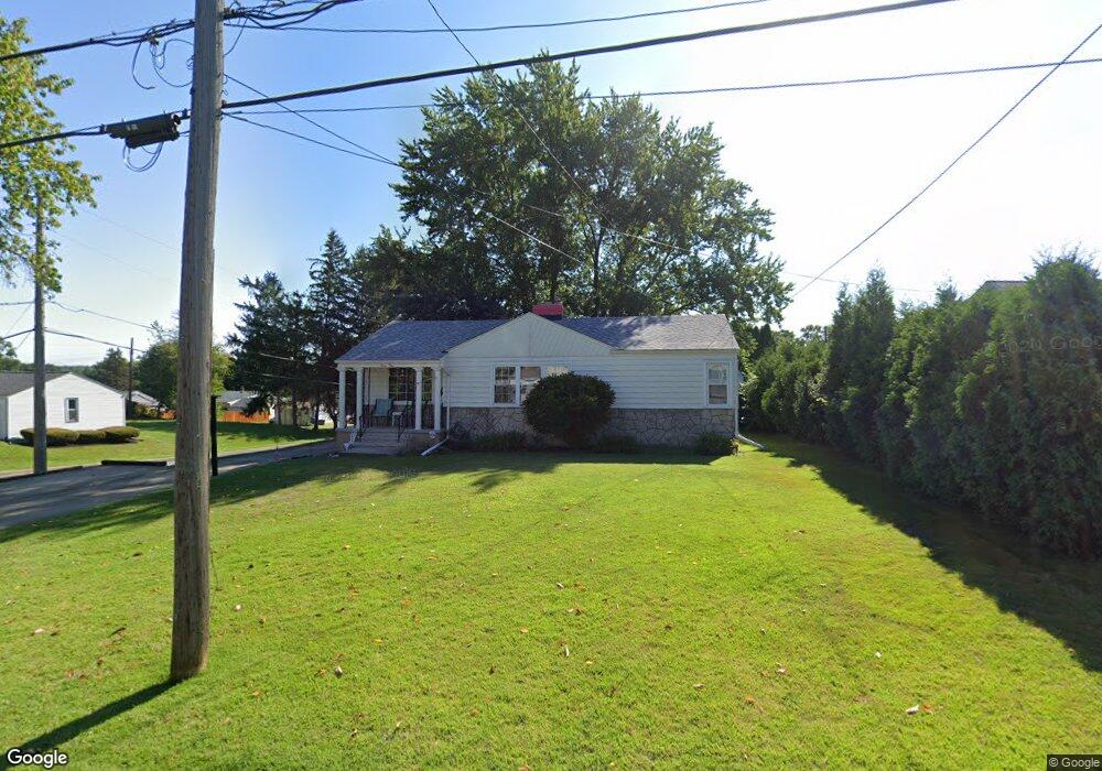 64 Iroquois St, Struthers, OH 44471 - photo 1