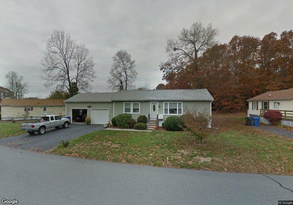 77 Colonial Rd, Plainfield, CT 06374 - photo 1